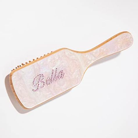 Rectangular, in the color white shell, with the name Melissa customized in light pink stones Bling Hair Brush, Pink Hairbrush Aesthetic, Aesthetic Hairbrush, Aesthetic Hair Brush, Cute Hairbrush, Pink Hair Care, Pink Hairbrush, Men Hair Styling, Bella Core