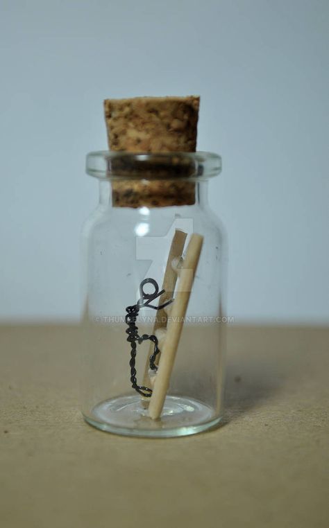 Fire Sculpture, Glass Crafts Diy, Tiny Bottles, Painted Things, Cork Crafts Diy, Jar Jewelry, Tiny Jars, Small Glass Bottles, Tiny Art