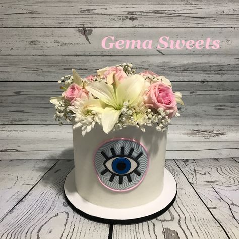 Evil Eye Cake Design, Evil Eye Cake Ideas, Evil Eye Cake, Eye Cake, 24th Birthday Cake, Baby First Birthday Cake, Simple Birthday Party, Dinner Party Decorations, 32 Birthday