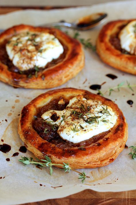 Caramelized Onion, Goat Cheese, and Balsamic Tartlets Goat Cheese Tart, Cheese Puff Pastry, Goat Cheese Recipes, Caramelized Onion, Pastry Recipes, Caramelized Onions, Appetizers For Party, Cheese Recipes, Goat Cheese