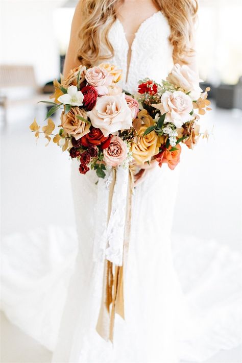 Honey Golden, Bright Red, Pink and Blush Wedding Flowers for a Cheerful Winter Wedding in Texas — The Farmer & I Flower Co.