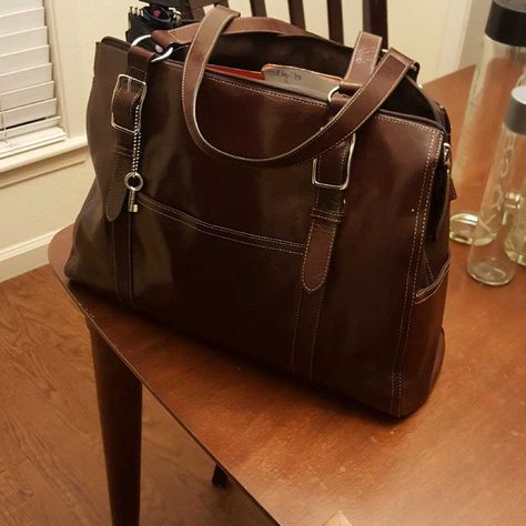 Fossil Satchel Fossil Satchel, Uni Bag, Workout Fits, Something Beautiful, Dark Academia, Satchel Bags, Fossil, Brown Leather, Satchel