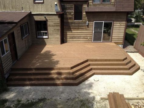 Stair Layout, Tiered Deck, Tiered Seating, Stairs Stringer, Concrete Deck, Fascia Board, Deck Party, Concrete Pad, Real Estate Articles