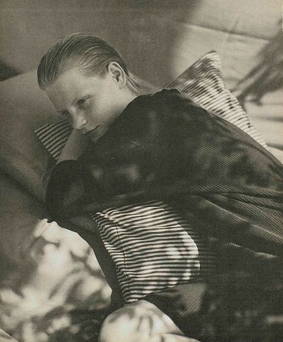 Calvin Klein - 1989 Spring/Summer - Database & Blog about classic and stylish male imagery Bruce Weber Photography, 90s Fashion For Women, 1980s Fashion Trends, Calvin Klein Sport, 90s Fashion Women, Calvin Klien, Bruce Weber, French Vogue, 80s And 90s Fashion