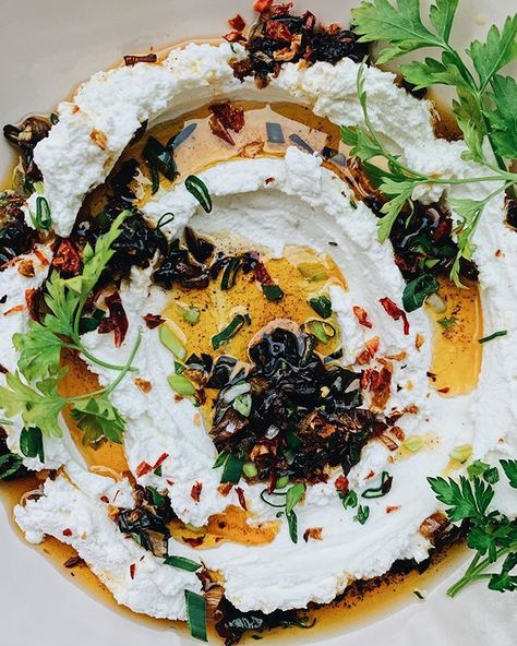 Carolina Gelen on Instagram: “This went from a casual homemade humble labneh to @nytcooking @alisoneroman ‘s sizzled scallions and chile dip AKA THE DIP in a matter of…” Labneh Dip, Labneh Recipe, Yogurt Cheese, Middle Eastern Cuisine, Creamy Yogurt, Full Fat Yogurt, Nyt Cooking, Eastern Cuisine, Middle Eastern Recipes