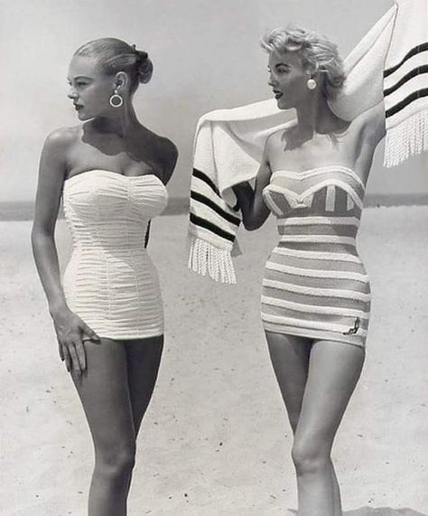 1950s Swimwear, 1950s Swimsuit, Retro Bathing Suits, 1960s Outfits, Vintage Fashion 1950s, Glamour Vintage, Vintage Swim, Vintage Black Glamour, Nike Pro Shorts