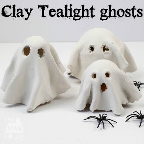 How to Make a Clay Ghost Tealight Pottery Halloween, Spooky Diy Halloween Decor, Halloween Ghost Craft, Clay Ghost, Thema Halloween, Autumn Craft, Ghost Crafts, Clay Crafts For Kids, Halloween Clay