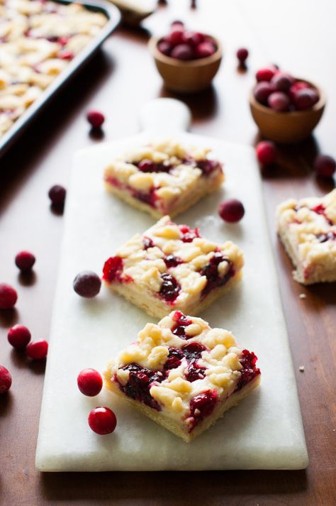 Cranberry Cheesecake Shortbread Bars - The Kitchen McCabe Shortbread Crumble, Cranberry Cheesecake Bars, Cranberry Recipe, Cranberry Bars, Cheesecake Truffles, Cranberry Cheesecake, Shortbread Bars, Crumble Bars, Cranberry Recipes