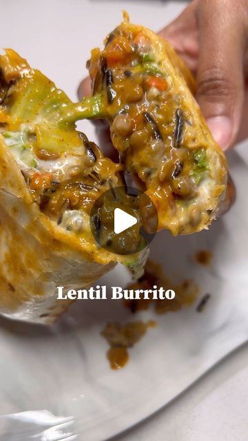 𝕊𝕙𝕒𝕣𝕟𝕚𝕤𝕖 🌱 on Instagram: "Lentil Burrito 🤤 Full recipe available in our new ebook, currently 30% off. Link in bio #vegan #veganburrito #lentils #veganideas #onepotmeal" Lentil Burrito, Lentil Tofu, Lentil Enchiladas, How To Make Lentils, Vegan Burritos, Black Bean Burrito, Chicken Lentil, Vegan Enchiladas, American Foods