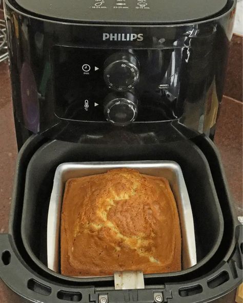 Air Fryer Cake, Air Fryer Cake Recipes, Vegan Vanilla Cake, Easy Vanilla Cake, Air Fryer Recipes Dessert, New Air Fryer Recipes, Air Fryer Recipes Snacks, Apple Tart Recipe, Banting Recipes