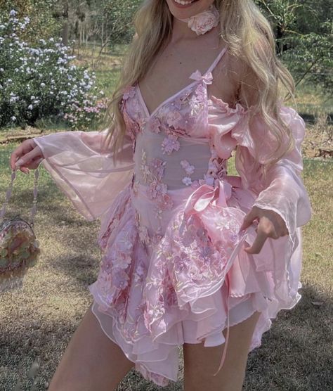 Vestidos Aesthetic, Fairy Core Outfits, Cottage Core Outfit, Fairy Princess Dress, Melanie Martinez Outfits, Melanie Martinez Concert, Girl Barbie, Fairy Outfit, Aesthetic Girly