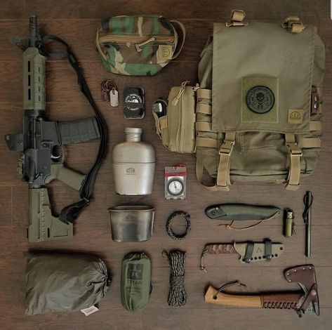 Prepping Gear, Bushcraft Kit, Bushcraft Gear, Survival Bag, Tac Gear, Tactical Gear Loadout, Combat Gear, Apocalypse Survival, Survival Equipment