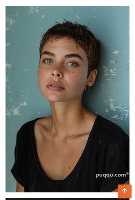 Buzzed Pixie Haircut, Very Short Haircuts For Women, Kort Pixie, Haircuts Women, Super Short Haircuts, Buzzed Hair, Bold Hair Color, Crop Hair, Girls Short Haircuts