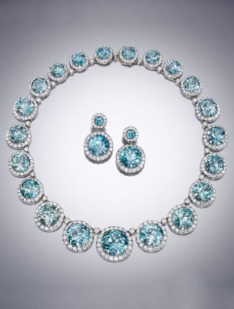 Cartier | A late Art Deco blue zircon and diamond demi-parure, 1939. Luxury Jewelry Diamond, Hillwood Estate, Trending Necklaces, Vintage Fine Jewelry, Zircon Jewelry, Aquamarine Jewelry, Expensive Jewelry, Jewelry Lookbook, Fancy Jewelry