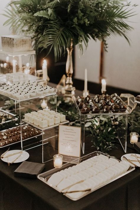 Wedding Dessert Table Classy, Greenery On Dessert Table, 2023 Wedding Dessert Trends, Modern Buffet Table Decor, Modern Wedding Food Ideas, Winter Wedding Dessert Table Ideas, Dessert Table Display Wedding, Wedding Dessert Table Ideas Modern, Minimalist Dessert Table Wedding