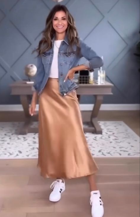 Champagne Satin Midi Skirt, Rose Gold Satin Skirt Outfit, Peach Satin Skirt Outfit, Rust Silk Skirt Outfit, Green Satin Maxi Skirt Outfit, Gold Slip Skirt Outfit, Tan Silk Skirt Outfit, Styling A Silk Skirt, Rust Satin Skirt Outfit