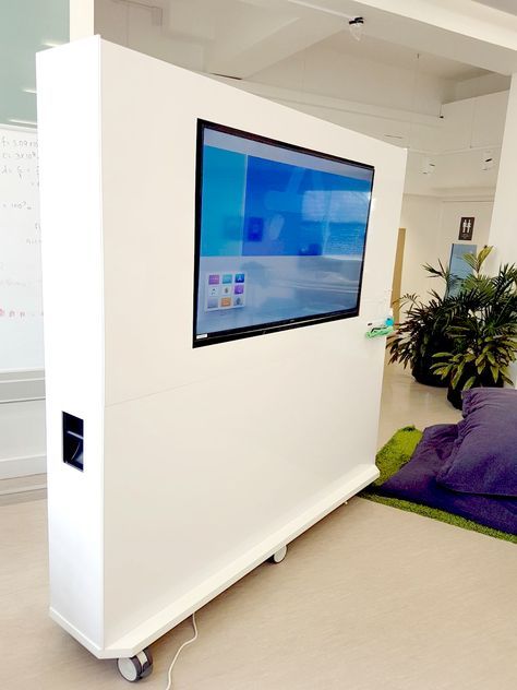 Whiteboard and digital TV screen and on wheels? No problem! Flexible whiteboard furniture is a slick solution for a modern office. Gray Interior Doors, Moveable Wall, Mobile Whiteboard, Furniture Wheels, Office Dividers, Movable Walls, Portable Walls, Diy Room Divider, Tv Screen