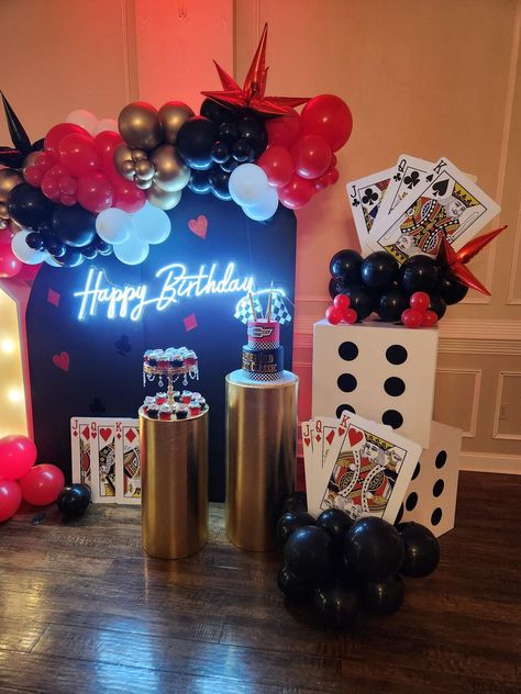 21st Vegas Theme Party, Cards Theme Birthday Party, Poker Night Decor Ideas, Card Party Theme Decor, 50th Birthday Party Ideas For Men Casino Theme, Poker Bday Party Ideas, Fancy Casino Theme Party, Black Jack Party Ideas, Poker 30th Birthday Party