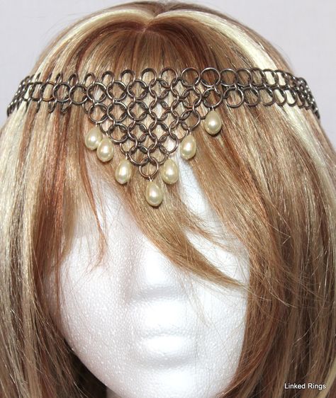 Chain Maille Simple Headpiece with faux pearls, available at www.etsy.com/shop/LinkedRings Chain Mail Head Peice, Chain Mail Head Piece, Ren Faire Chainmail, Chain Mail Outfit, Chainmaille Headpiece, Diy Chain Mail, Chainmail Headpiece, Medieval Headpiece, Chainmail Diy