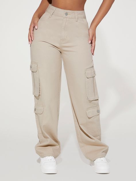 How To Style Cargo Pants Women, Cute Sweatpants, Beige Jeans, Denim Cargo Pants, Trendy Fits, Cargo Pants Outfit, Jeans Cargo, Teenage Fashion, Cargo Pants Women