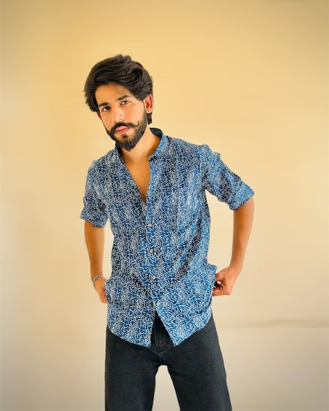 ✨ Celebrate Diwali in Style with Rangat Jaipur! ✨ Elevate your festive wardrobe with our beautiful Sanganeri printed shirts. Perfect for the season, these shirts blend tradition with modern flair. 👕 1 Shirt - ₹499 👕 2 Shirts - ₹900 👕 3 Shirts - ₹1200 👕 4 Shirts - ₹1500 (Free Shipping on orders above ₹1500!) Brighten your celebrations—shop now and shine bright this Diwali! #RangatJaipur #DiwaliSpecial #SanganeriShirts Shine Bright, Diwali, Jaipur, Printed Shirts, Shop Now, Festival, Wardrobe, Celebrities, Free Shipping