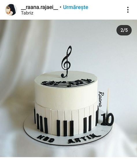 Piano Cake Ideas, Music Note Birthday Cake, Piano Birthday Cake, Cake Piano, Music Birthday Cakes, Music Note Cake, Bolo Musical, Piano Cake, Music Themed Cakes