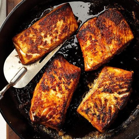 Recipes For Spaghetti, Blackened Halibut, Blackened Red Snapper, Halibut Recipe, Halibut Recipes, Iron Skillet Recipes, Cast Iron Skillet Recipes, Cast Iron Recipes, Garlic Mashed Potatoes