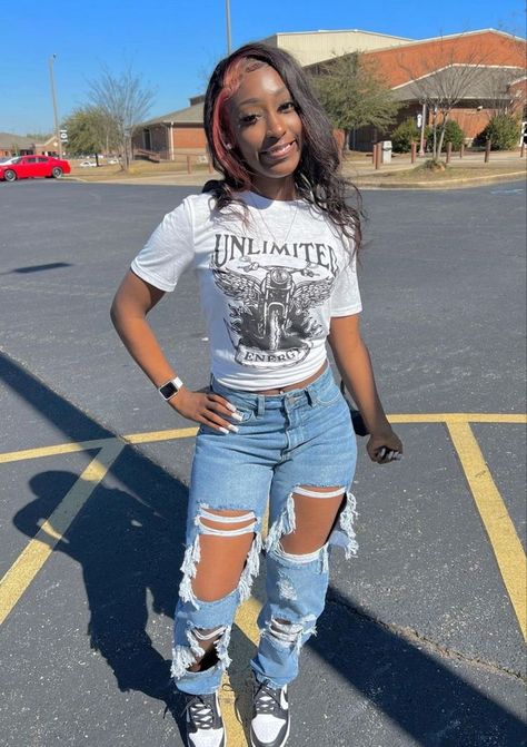 Boack Girl Outfit Ideas, Outfits From Shein Baddie, Cute Girl Outfits Black Women, Baddie Outfit For School, Picture Day Outfit Black Women, 15 Birthday Outfit Ideas Summer, Panda Dunk Outfit Ideas, Outfit Ideas Black Girls School, Teenager Outfits Black Girls Style