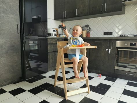 Wooden Baby High Chair, Wood High Chair, Toddler High Chair, Wood High Chairs, Weaning Baby, Booster Chair, Wooden High Chairs, Toddler Chair, Baby Chair