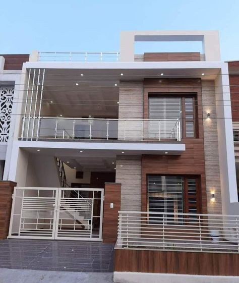 Indian Elevation Design, Small Duplex House Design Interiors, Wall Compound Design, Indian House Outer Design, House Elevation Design Indian, Balcony Railing Design Modern, Home Compound, Compound Design, Indian House Exterior Design