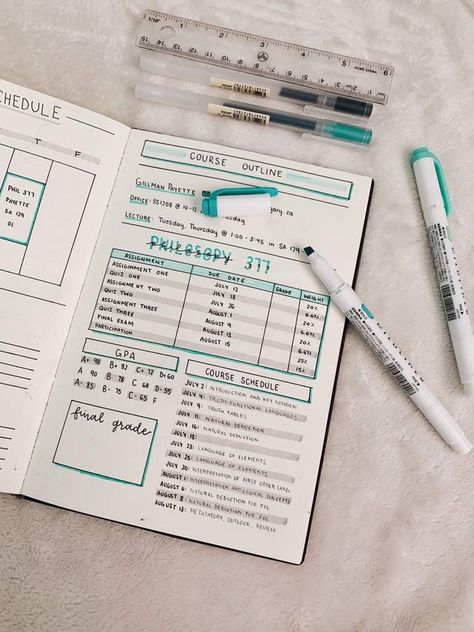 Bullet Journal Ideas For Students, College Bullet Journal, Study Bullet Journal, Student Bullet Journal, School Bujo, School Bullet Journal, Aesthetic Bullet Journal, College Journal, Student Journal