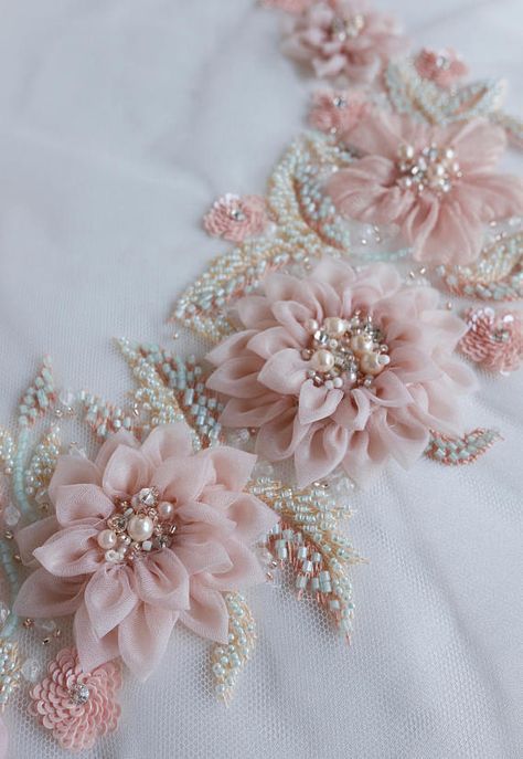 Applique in beautiful blush with hand-crafted silk organza Organza Flowers On Dress, Net Flowers How To Make, Organza Flowers Diy, Sulam Manik, Silk Ribbon Embroidery Tutorial, Sulaman Pita, Flowers And Pearls, Flowers Applique, Ribbon Embroidery Kit