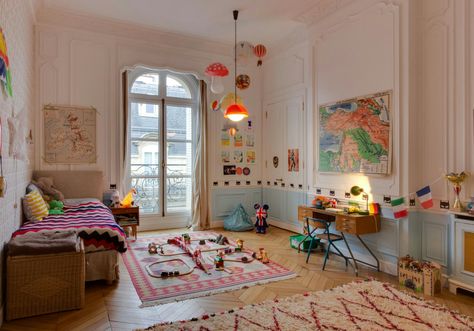 Anthropologie Kids Room, French Kids Room, Colorful Adult Bedroom, Cottagecore Kids Room, Wes Anderson Decor, Eclectic Kids Room, First Apartment Decorating, Kids Room Inspiration, Kids Interior