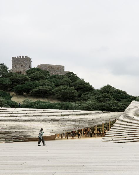 Butrint National Park Visitor Center | Kengo Kuma and Associates Kengo Kuma Facade, Visitor Center Architecture, Kengo Kuma Architecture, Visitor Center Design, Lake Architecture, Architecture Studies, Opera Stage, Urban Village, Architecture Competition