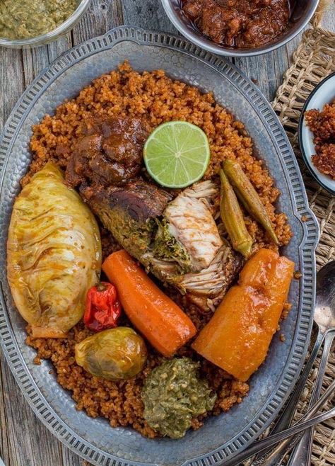 Gambian Food, Senegalese Recipe, West African Food, Africa Food, African Cooking, Jollof Rice, Nigerian Food, African Food, Food Guide