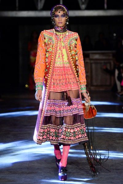 Manish Arora, Grace Jones, Manish Malhotra, Moda Paris, Diana Ross, Embroidery Designs Fashion, Couture Week, Vogue Russia, Manish