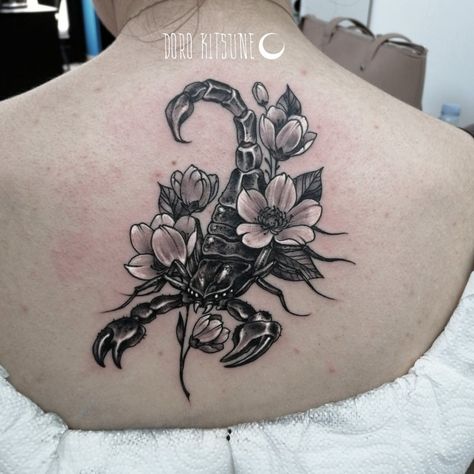 Scorpio Thigh Tattoo, Scorpions Tattoo, Chameleon Tattoo, Scorpio Zodiac Tattoos, Infected Tattoo, Tattoo Trash, Monkey Tattoos, Scorpio Tattoo, Dibujos Tattoo