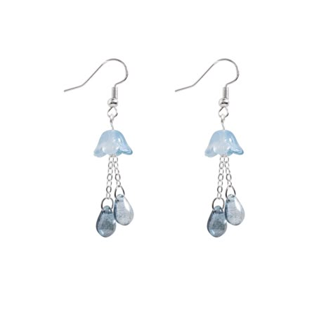 PRICES MAY VARY. 【Material】: This earrings is made of delicate glass beads, silver plated chain, and 925 silver hook, Which is skin friendly to wear. 【Style】: This earrings is composed of Czech mermaid teardrop beads + lampwork glass beads + silver plated chain, to create a cute beautiful jellyfish earrings. It’s a very simple trendy dangle earrings. It will be a perfect accessories for sea animal and ocean lover. Size: The total length is about 5cm, the weight of single one is about few grams. Blue Jewel Earrings, Hoco Earrings Silver, Beaded Earring Inspiration, Blue Fairy Jewelry, Teardrop Bead Jewelry, Earings Beads Ideas, Simple Earrings Design, Cute Earrings Handmade, Cute Homemade Earrings