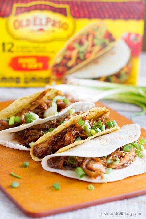 Honey Garlic Chicken Tacos - Chicken thighs are slow cooked in a honey, soy and garlic mixture, then shredded for a fun Taco Tuesday. Taste And Tell, Slow Cooker Chicken Tacos, Chicken Tortellini, Chicken Taco Soup, Tacos And Burritos, Honey Soy, Honey Garlic Chicken, Honey Garlic, Chicken Tacos