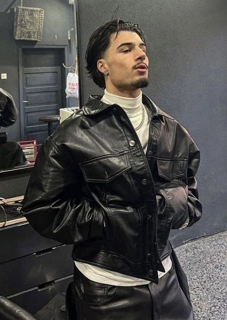 Classy Outfits Men, Street Fashion Men Streetwear, Guys Clothing Styles, Cool Outfits For Men, Aesthetic Guys, Men Fashion Casual Outfits, Streetwear Men Outfits, Mode Streetwear, Black Leather Jacket