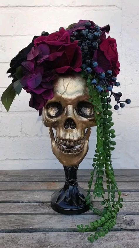 Alternative Halloween Gothic wedding skull floral arrangement by Maddison Rocks Floral Sculpture | Halloween flowers, Fall halloween decor, Victorian halloween Creepy Halloween Decorations, Halloween Flowers, Halloween Centerpiece, Halloween Gothic, Halloween Crafts Decorations, Scary Halloween Decorations, Halloween Yard, Halloween Diy Crafts, Theme Halloween