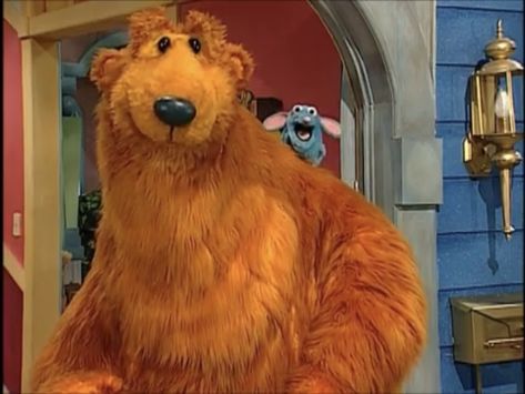 Tutter Mouse And Bear, Bear In The Big Blue House Birthday, Bear In The Big Blue House, Tutter Mouse, Mouse Paint, Blue Mouse, Big Blue House, 2000s Cartoons, Silly Puppets