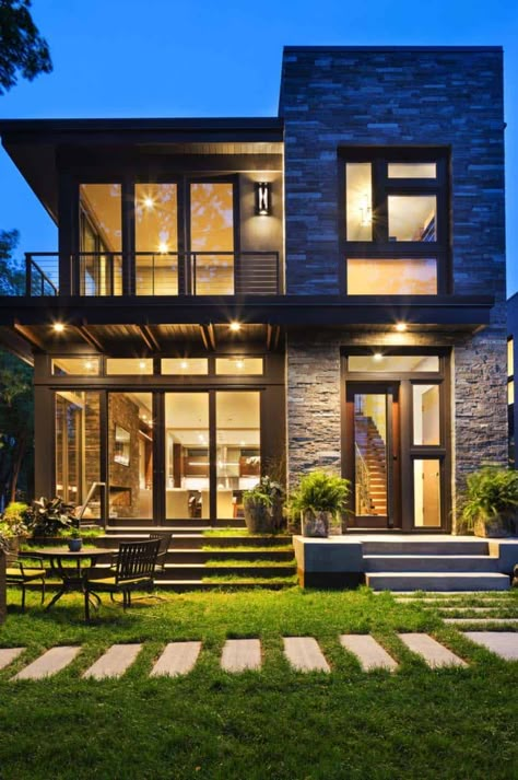 Idyllic contemporary residence with privileged views of Lake Calhoun Chalet Modern, Modern Exteriors, Contemporary Residence, Eksterior Modern, A Modern House, Gubahan Bunga, Modern Residence, تصميم للمنزل العصري, Villa Plan