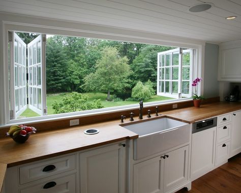 White Cabinets, Swedish Cottage, Kabinet Dapur, Christmas Rustic, Wooden Counter, Large Window, Hus Inspiration, Kitchen Window, Counter Tops