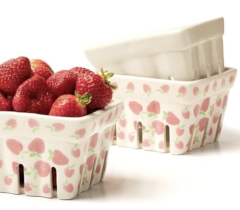 Ceramic Berry Baskets Strawberry Print and Off-White Ceramic Strawberry Basket, Berry Basket Ceramic, Clay Fruit Basket, Ceramic Fruit Basket, Ceramic Berry Basket, Fridge Baskets, Clay Basket, Kawaii Kitchen, Ceramic Berry Bowl