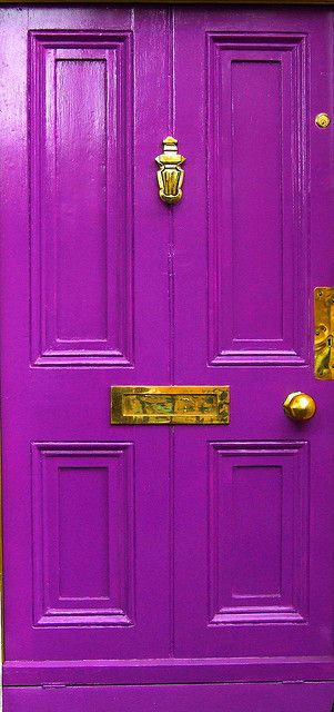 PANTONE Color of the Year 2014 - Radiant Orchid decor Purple Front Door, Purple Door, Porte Cochere, Orchid Color, Cool Doors, Diy Outdoor Decor, Radiant Orchid, Purple Reign, Front Entrance