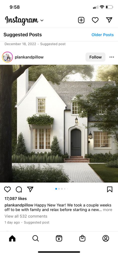 Classic Tudor House Exterior, Modern Tudor Exterior, Modern Tudor House Exterior, Tudor Exterior Paint, Tutor Style Homes, Florida Homes Exterior, Spanish Cottage, Tudor House Exterior, Modern Tudor