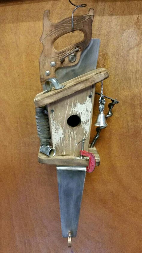 Birdhouse Ideas, Homemade Bird Houses, Birdhouse Craft, Bird Houses Ideas Diy, Birdhouses Rustic, Bird House Feeder, Rustic Birdhouse, Wooden Bird Houses, Bird House Plans