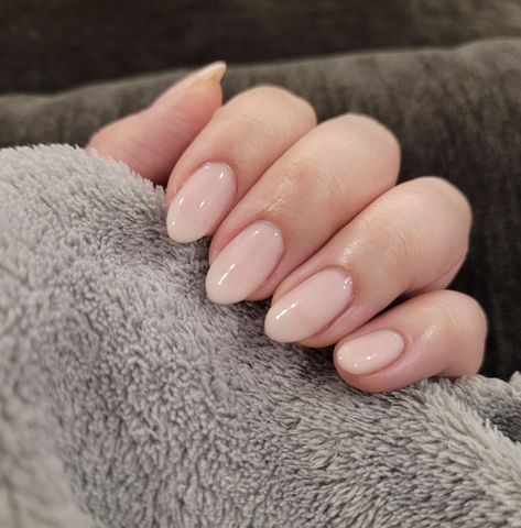 Classy Almond Nails, Opi Bubble Bath, Opi Gel Nails, Regular Nail Polish, Hello Nails, Happy Nails, Gelish Nails, Bath Gel, Soft Nails