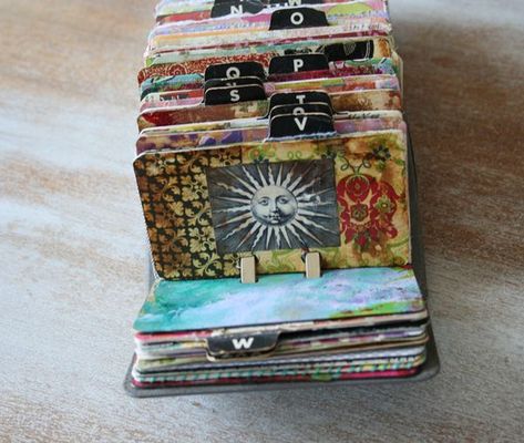 Scrapodex Altered Rolodex Book, Rolodex Ideas Diy, Rolodex Art Cards, Diy Dominoes, Rolodex Ideas, Rolodex Art, Rolodex Cards, Journal Tips, Art Cards